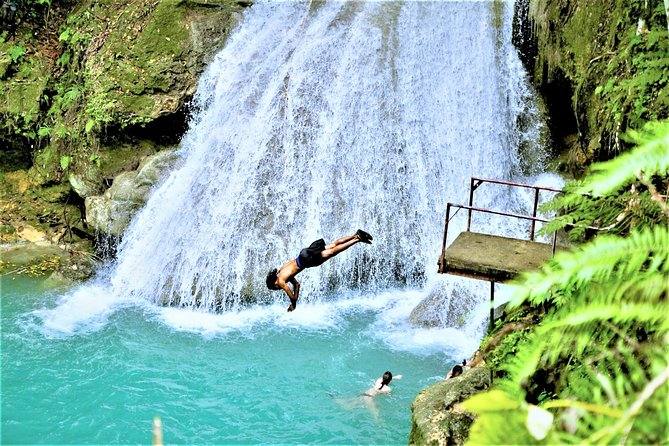 Island Gully Falls / Blue Hole